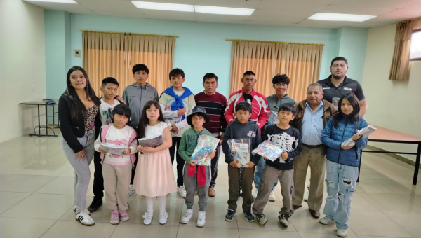GADP PICAIHUA REALIZA ENTREGA DE KITS ESCOLARES A PARTICIPANTES DE LOS CURSOS VACACIONALES EXPLORA Y APRENDE EN DEFENSA PERSONAL